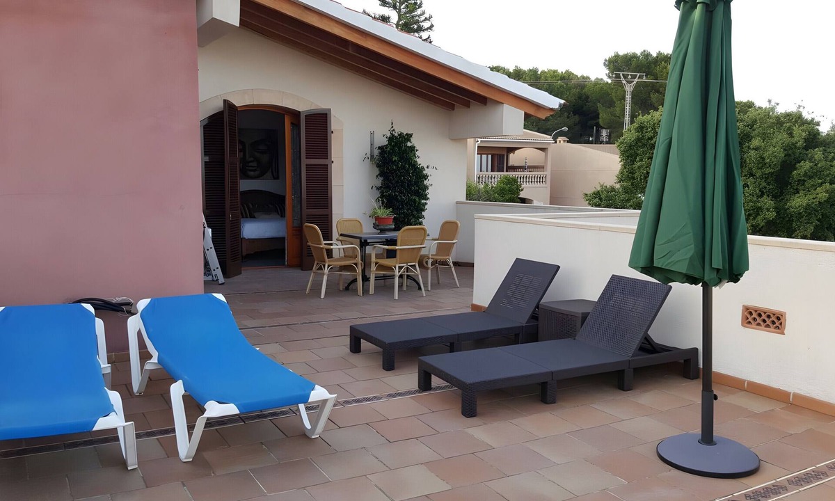 Son Moll House | Holiday Home 'Las Columnas' with Private Pool, Terraces and Wi-Fi