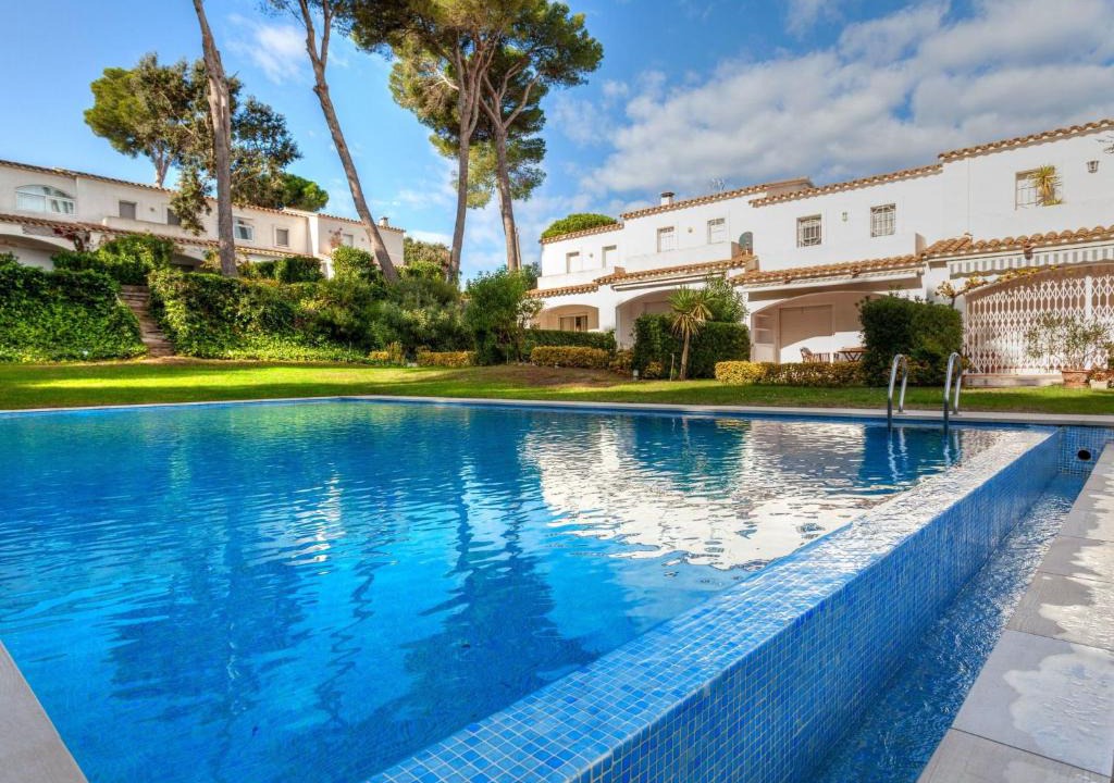 Pals House | Holiday Home Trebol Rojo