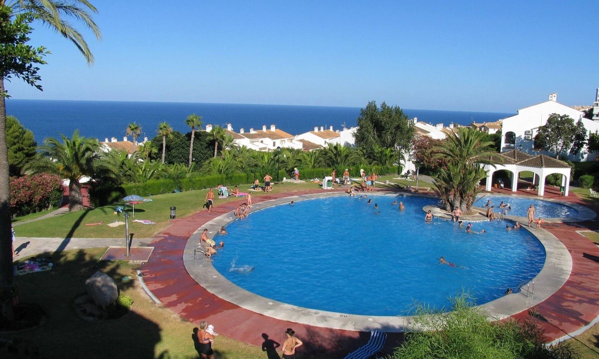 Gran Alacant Apartment | Holiday rental 1.5 km from the beach with parking in Gran Vista, Santa Pola