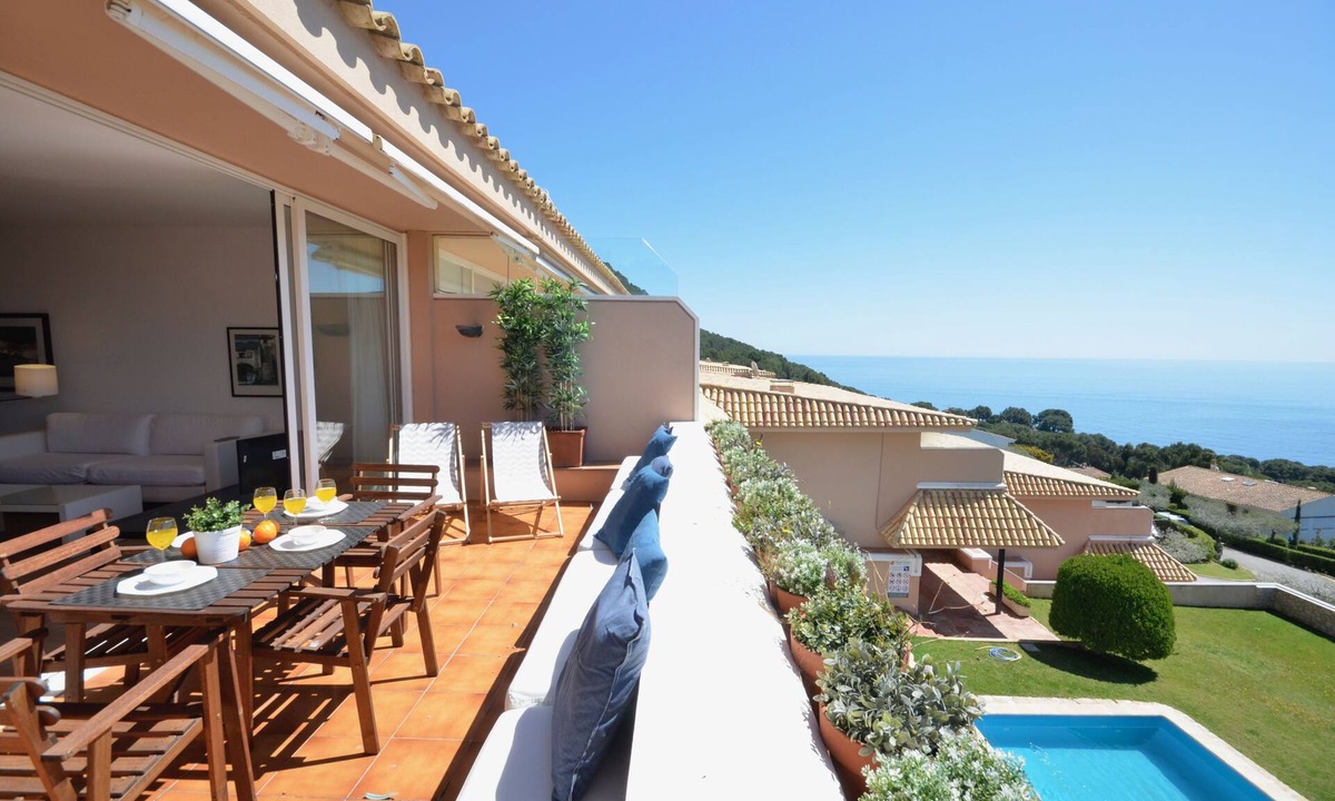 Aiguablava Apartment | Holiday rental apartment with swimming pool in Begur, Aiguablava