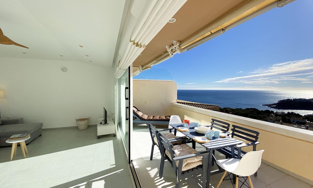 Aiguablava Apartment | Holiday rental apartment with swimming pool in Begur, Aiguablava