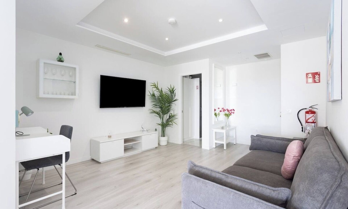Santa Cruz de Tenerife Apartment | Home2Book Olympo Suite