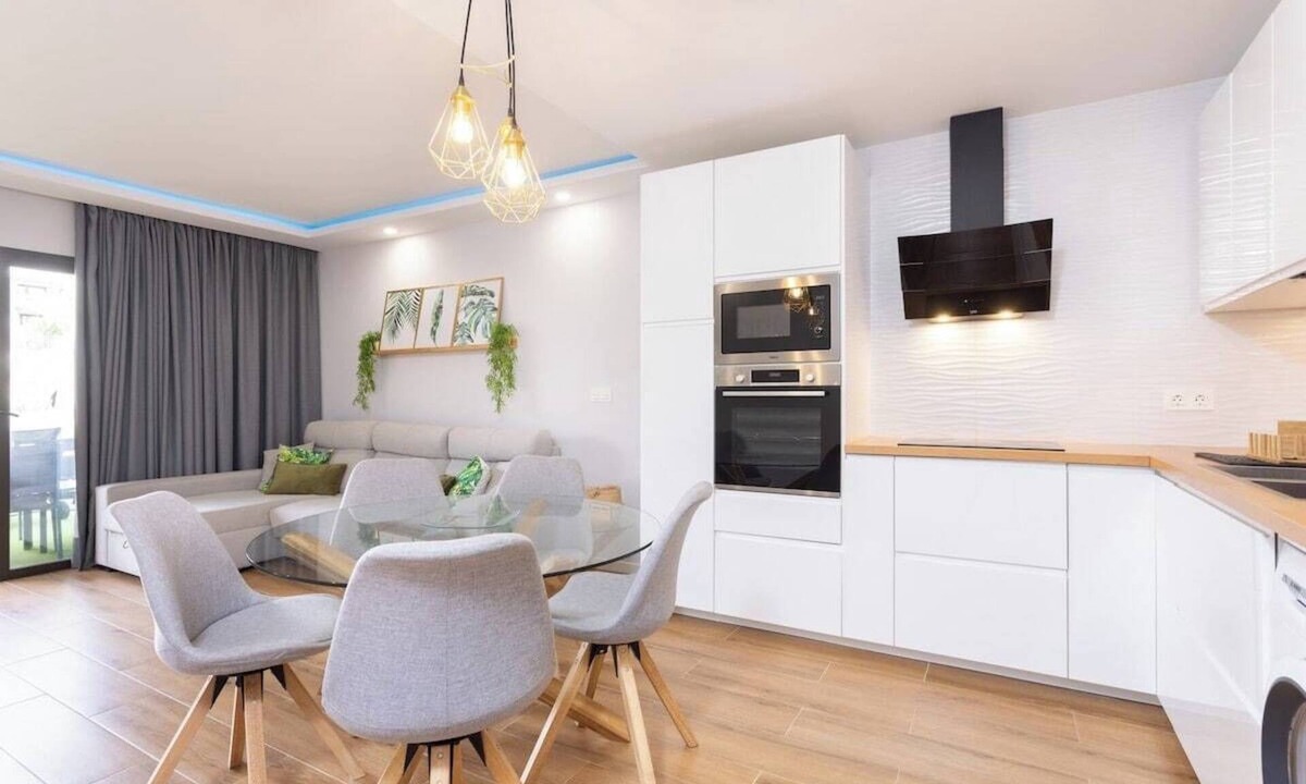 Las Galletas Apartment | Home2Book Stylish Oasis Pool&Terrace Golf del Sur