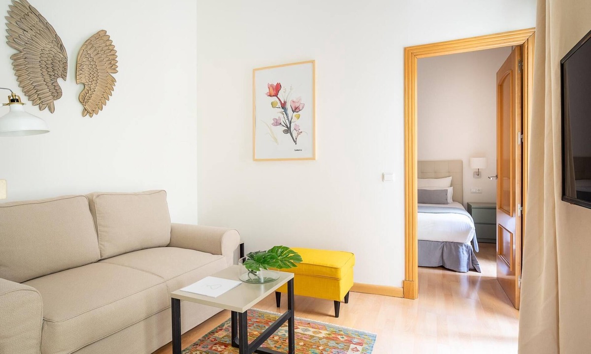 Malaga Historic Centre Apartment | HOMEABOUT FRESCA APARTMENT I
