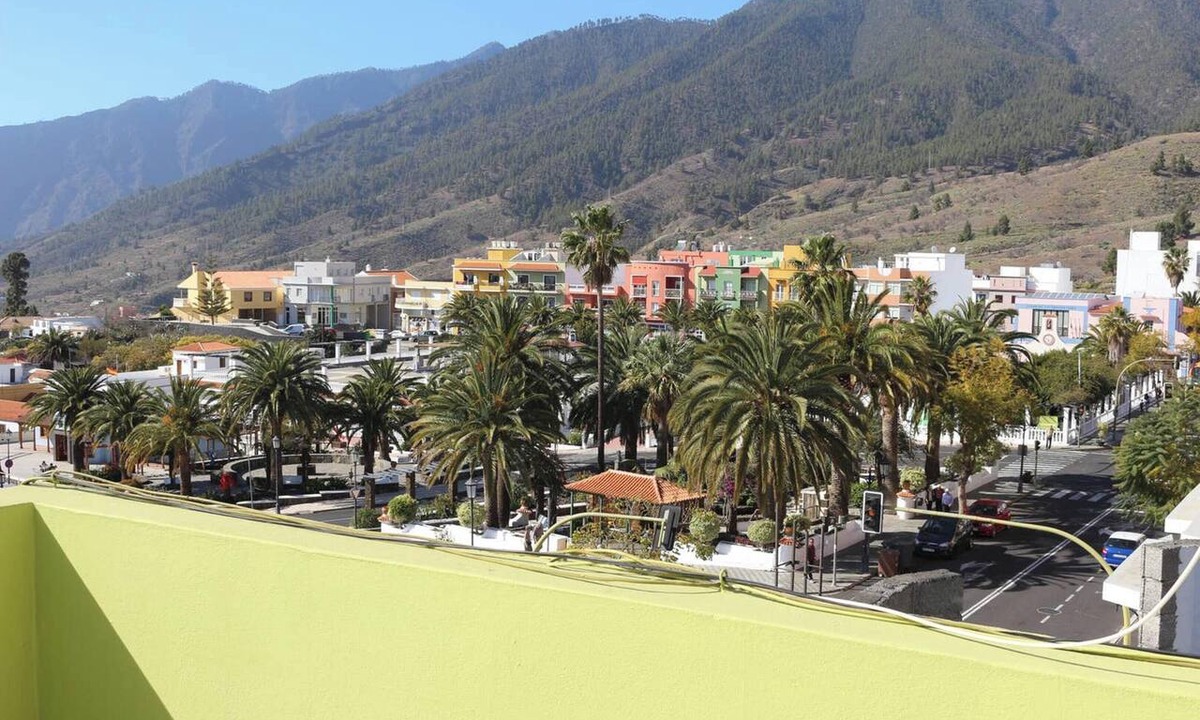 El Paso Apartment | Homerez - Apartment in El Paso - Mountain View