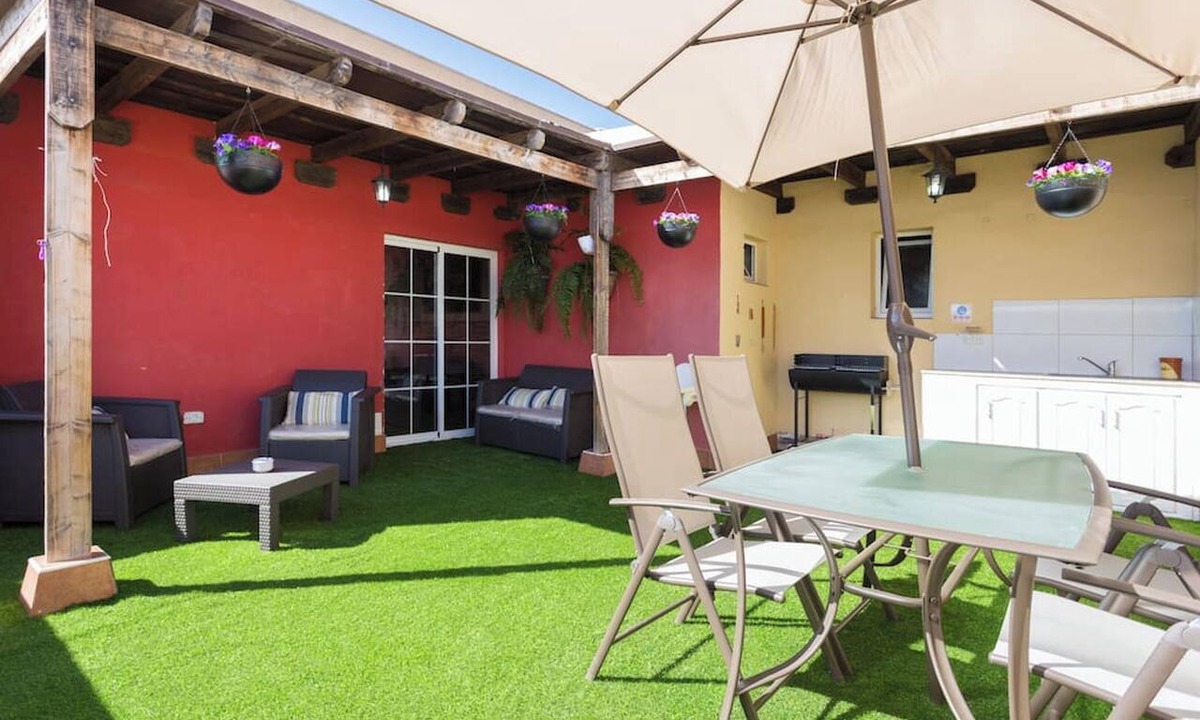 San Isidro House | Homerez - House in San Isidro