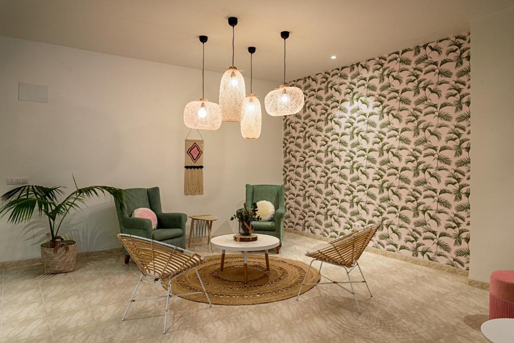 Benicassim House | Hostal Beni