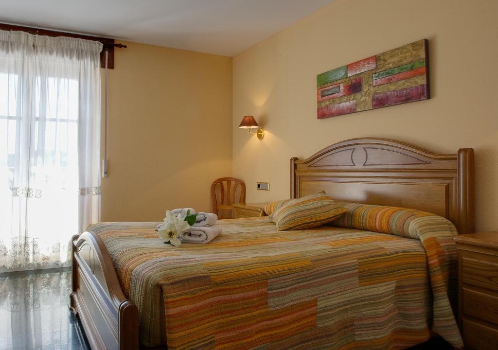 Quintanar de la Sierra House | Hostal Casa Ramón