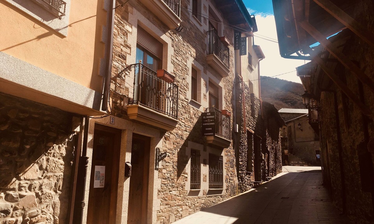 Molinaseca Hostel | Hostal El Horno