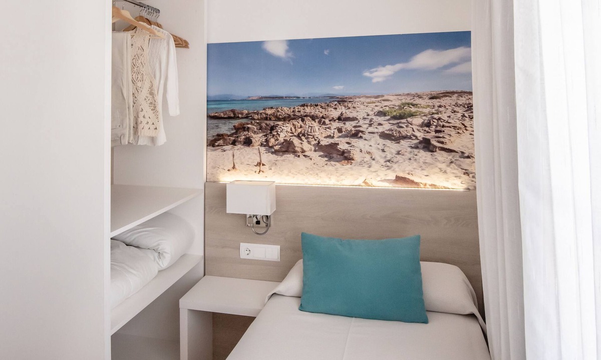 Formentera Hostel | Hostal Es Pi