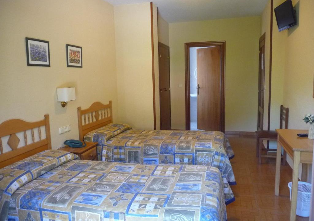 Puentenansa House | Hostal Gogar