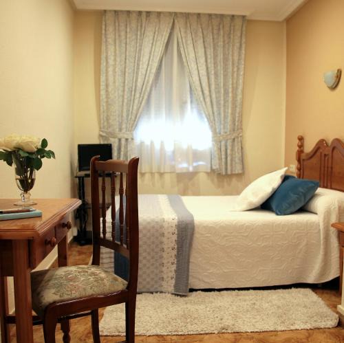 Mieres del Camino Hostel | Hostal pachin