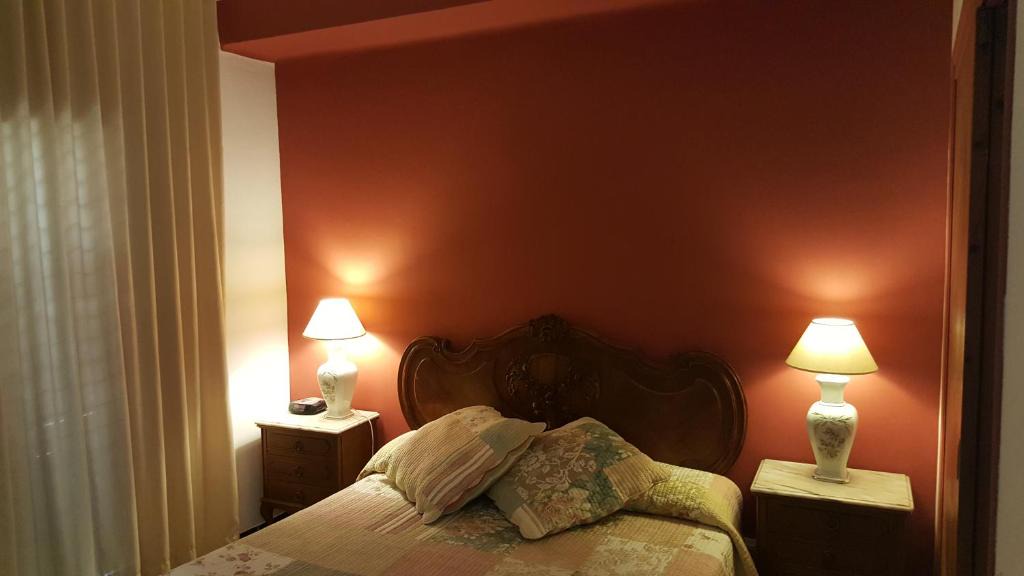 Palamos House | Hostal Residencia Catalina