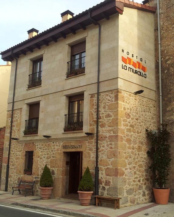 Ona House | Hostal Restaurante La Muralla