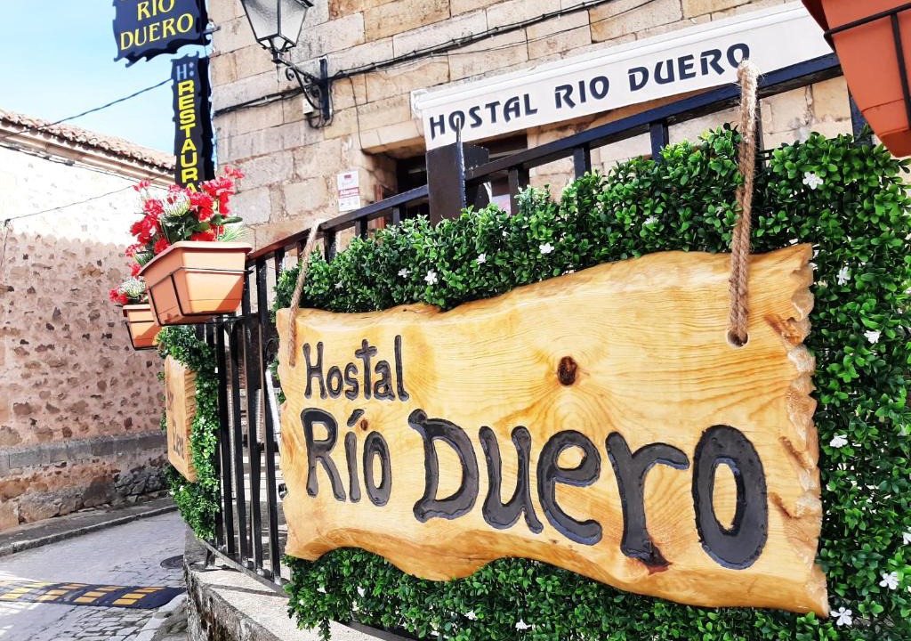Molinos de Duero House | Hostal Rio Duero