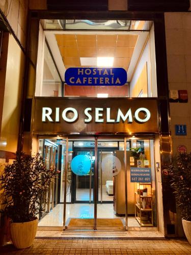 Ponferrada House | Hostal RIO SELMO