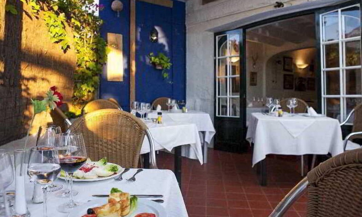 Es Migjorn Gran Bed & Breakfast | Hostal S Engolidor