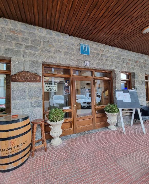 Riano House | Hostal Sainz