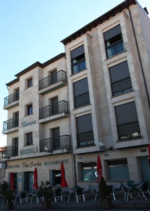 San Leonardo de Yague House | Hostal Torres