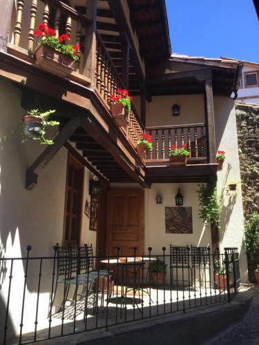 Potes House | Hostería La Antigua
