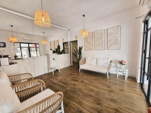 Golden Mile House | Hotel Casa Dalia by Blossom Hotels