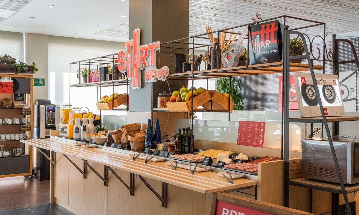 Alcobendas Hotel | Hotel ibis Madrid Alcobendas