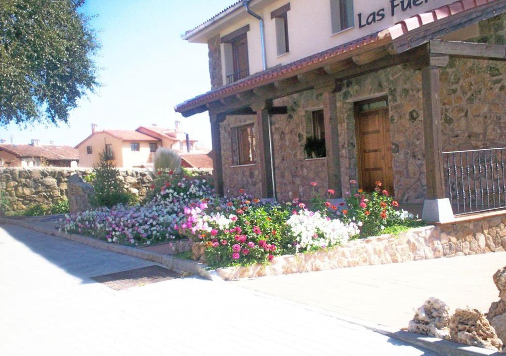 Torrecaballeros Hotel | Hotel Las Fuentes