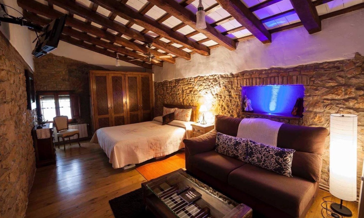 Forallac House | Hotel Mas Rabiol