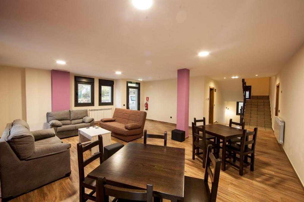 Grandas de Salime Hostel | Hotel Miguelin