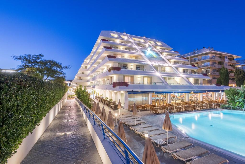 Santa Susanna Hotel | Hotel Montemar Maritim