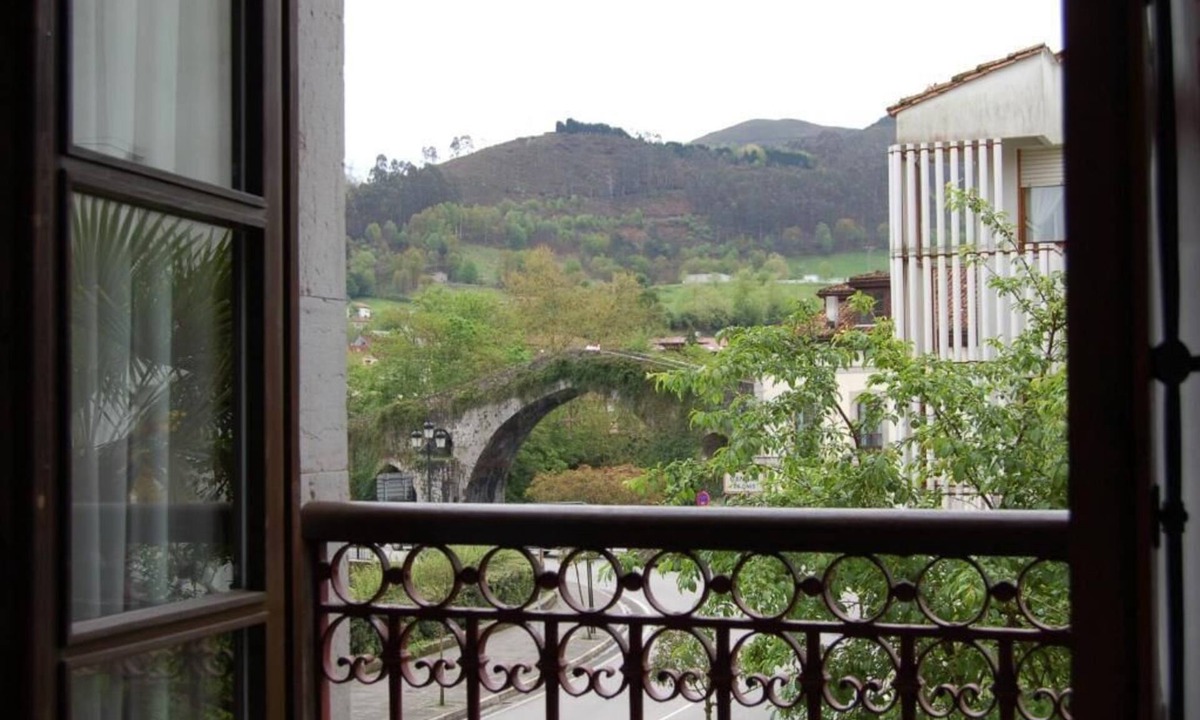 El Puente Hotel | Hotel Puente Romano