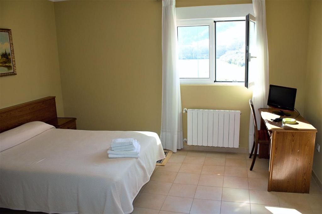 Val De San Vicente Hotel | Hotel Royal III