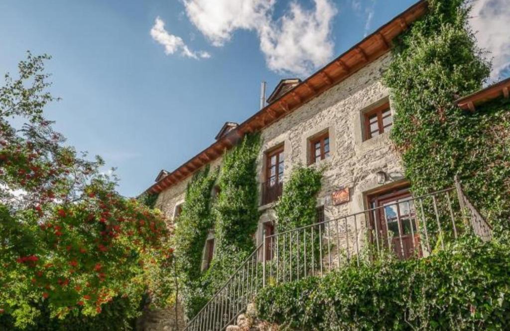 Murias de Paredes Hotel | Hotel Rural LA CÁRCEL