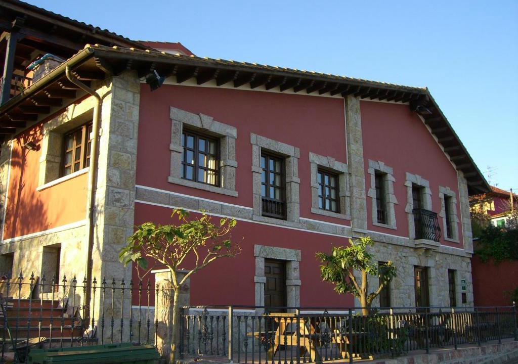 Sardalla Hotel | Hotel Rural La Curva Ribadesella