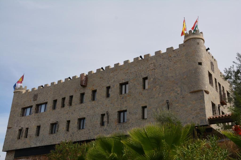 Almaden Hotel | Hotel Rural Restaurante Los Rosales