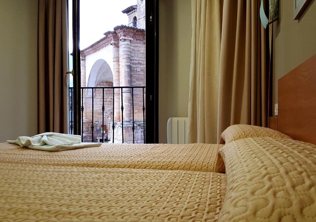 Fromista House | HOTEL RURAL San Pedro