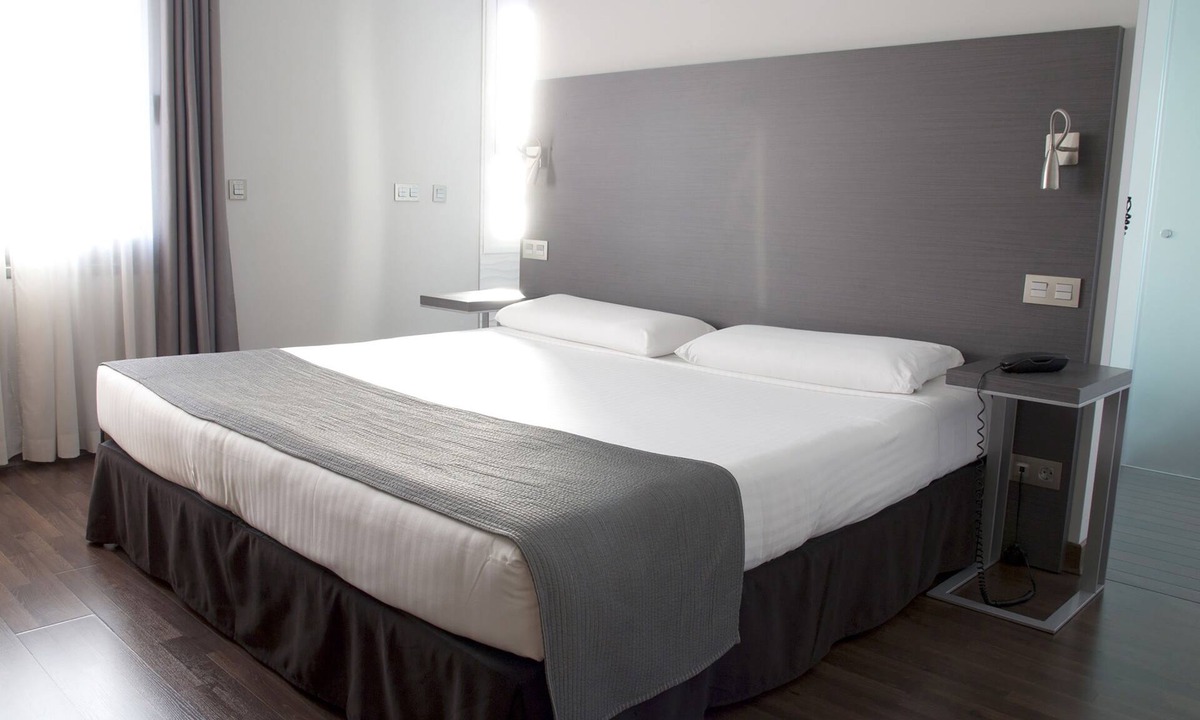 Arroyo de la Vega Hotel | Hotel UVE Alcobendas
