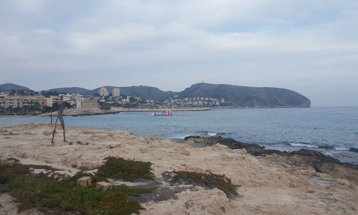 El Tesoro Villa | House with private pool, garden and near the beach.