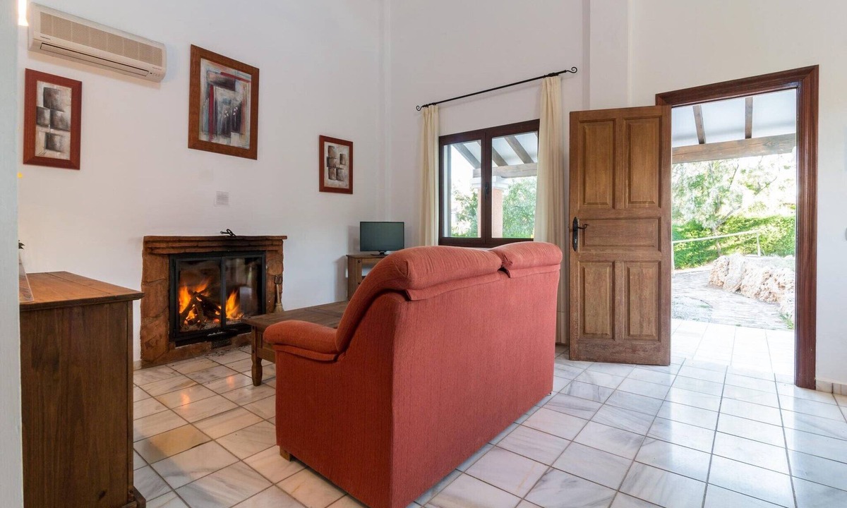 Pozo Alcon House | Ibipozo Escape in Andalusia for 6