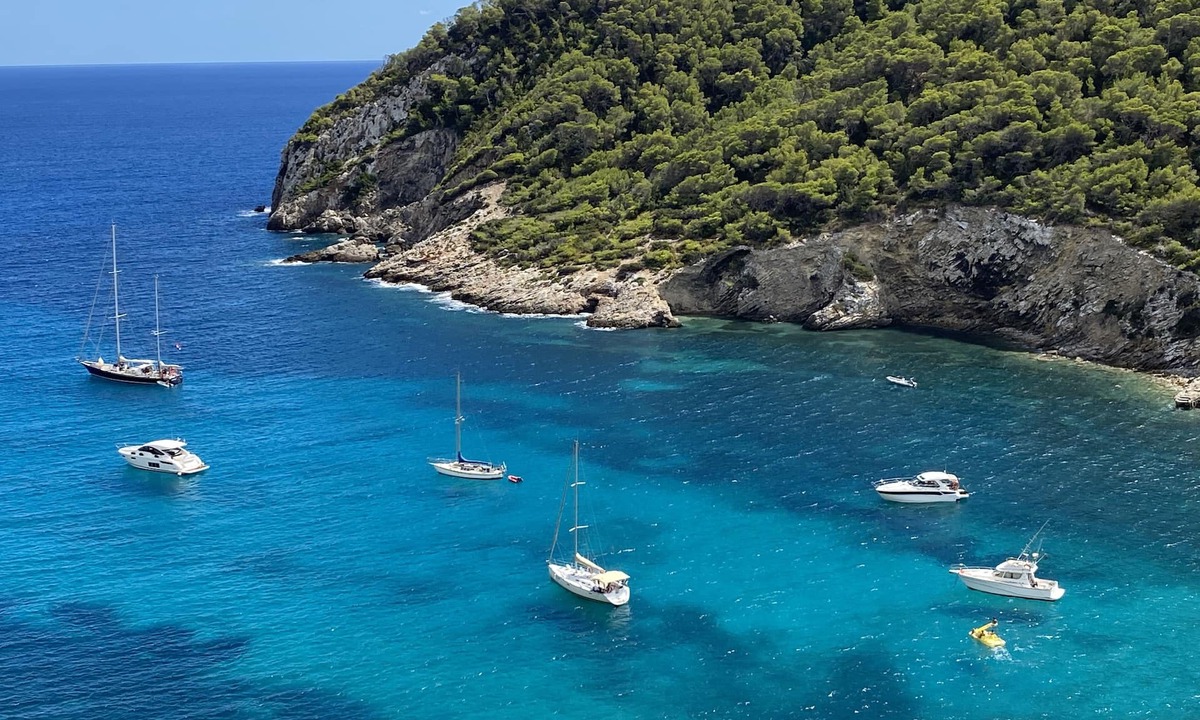 Cala Llonga Apartment | IBIZA BEACH FRONT PENTHOUSE