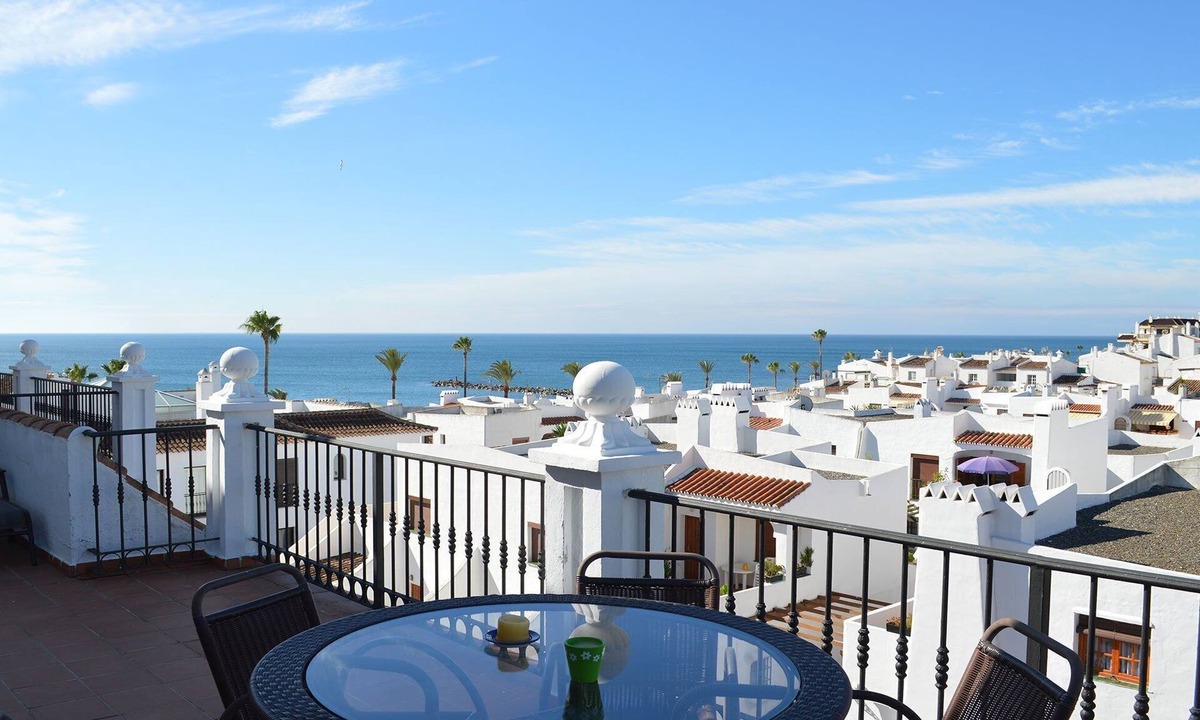 Castillo de Sabinillas Apartment | In a front line beach location, huge terrace