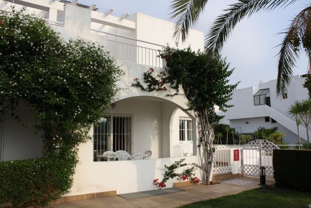 Ventanicas-El Cantal Apartment | Indabella - 3 Bedroom Apartment - Opposite the beach close to all amenities
