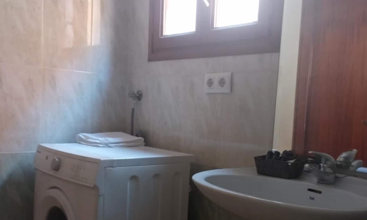 Reus Apartment | Inmobooking the Recs, apartment in the center of Reus