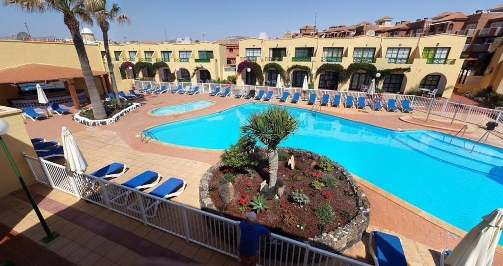 Castillo Caleta de Fuste Apartment | Inviting 1-Bed Apartment on Castillo Mar