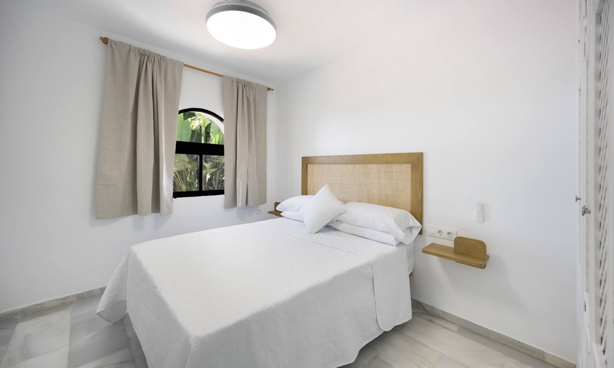 Chipiona Apartment | Isla Verde 4: Restful Room in a Peaceful Cadiz Villa