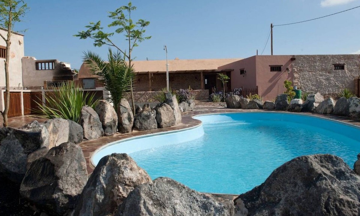 Tuineje House | Kanarisches Haus mit privatem Pool und Garten by Interhome