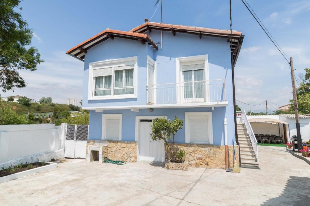Logrono House | La casa azul,una casa en la ciudad.