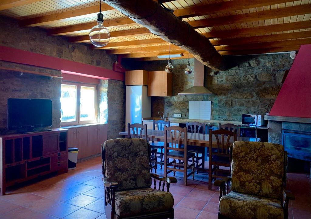 Berlanga del Bierzo House | La casa de la valla azul (San Miguel de Langre)