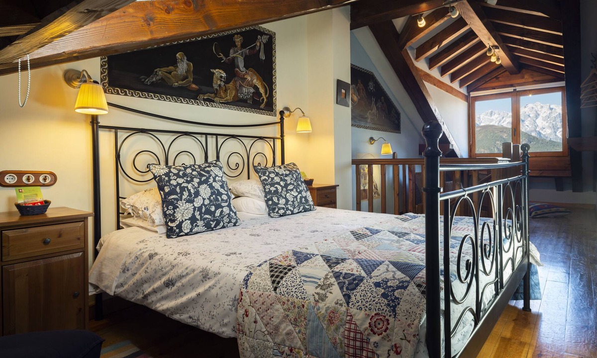 Tudes Apartment | La Casa de las Chimeneas - Apartment 3 bedrooms