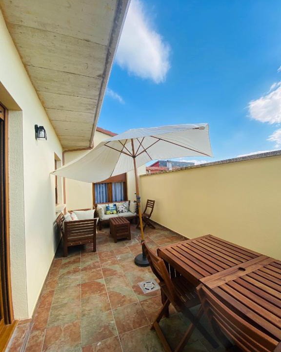 Abalos Apartment | La Casona del Gallo